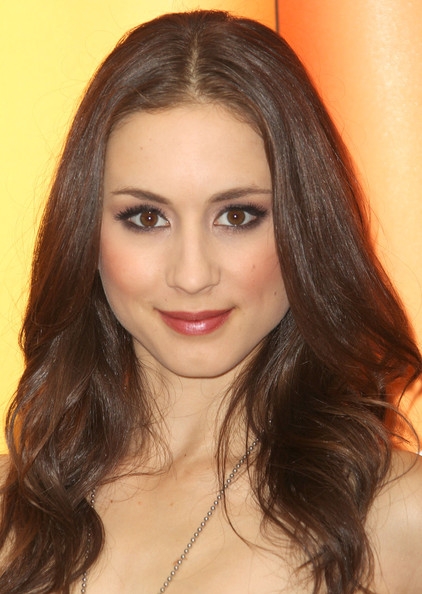 Troian2BBellisario2BDisney2BABC2BTelevision2BGroup2BNCrIqqJPf5El.jpg