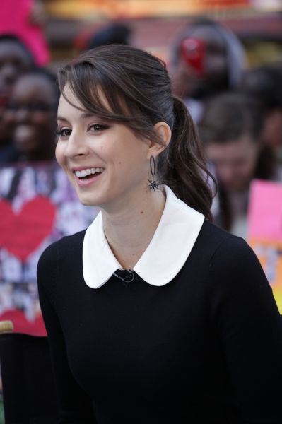 HQ
