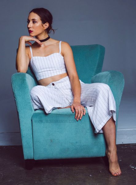 HQ
