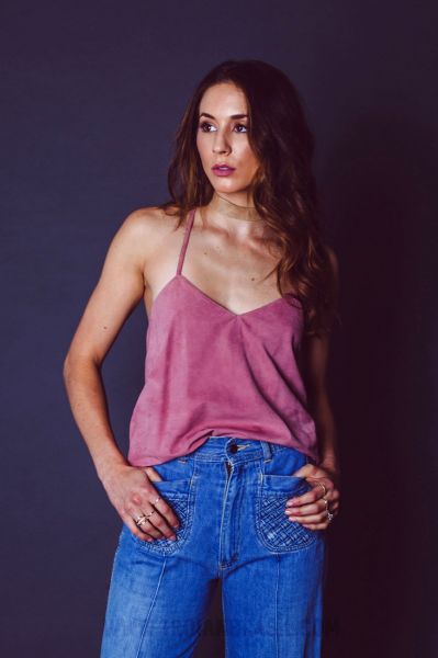 HQ
