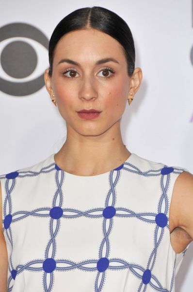 HQ
