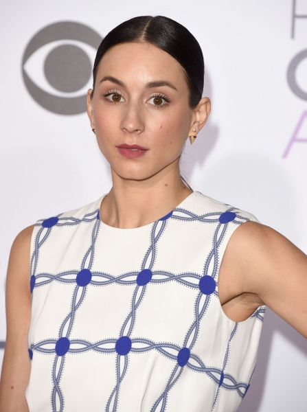 HQ
