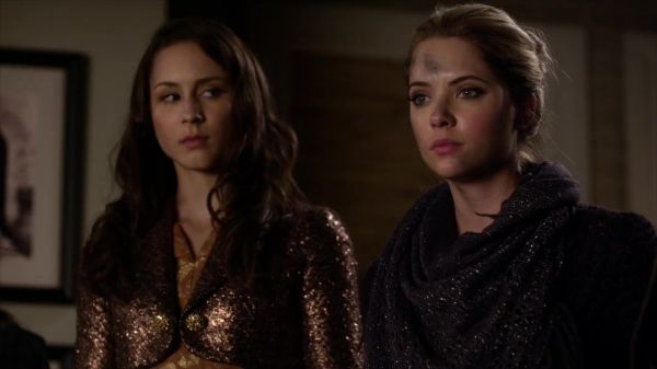 PLL_S04E01_720p_JACK_Up_DownloadSeriesHere_0204.jpg
