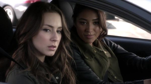 PLL_S04E01_720p_JACK_Up_DownloadSeriesHere_0368.jpg