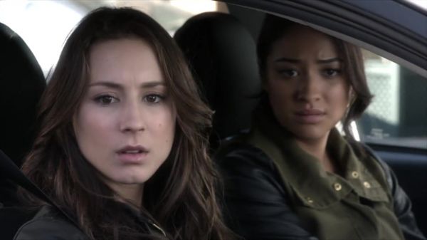 PLL_S04E01_720p_JACK_Up_DownloadSeriesHere_0429.jpg