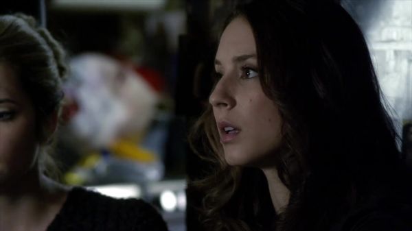 PLL_S04E01_720p_JACK_Up_DownloadSeriesHere_0576.jpg
