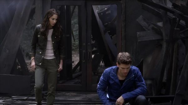 PLL_S04E01_720p_JACK_Up_DownloadSeriesHere_0778.jpg