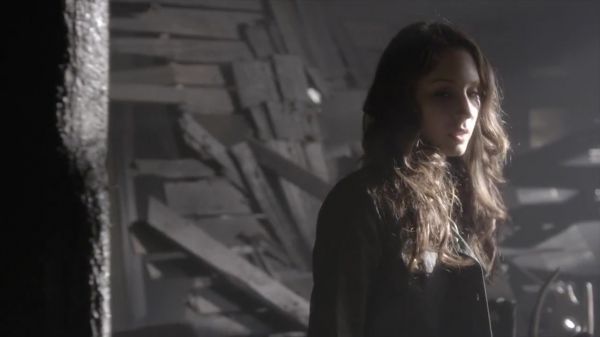 PLL_S04E01_720p_JACK_Up_DownloadSeriesHere_0863.jpg