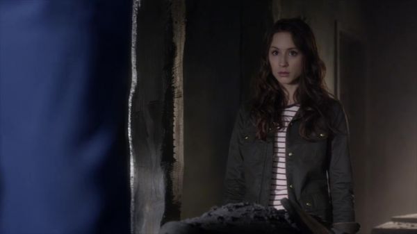 PLL_S04E01_720p_JACK_Up_DownloadSeriesHere_0873.jpg