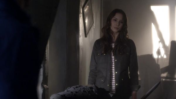 PLL_S04E01_720p_JACK_Up_DownloadSeriesHere_0881.jpg