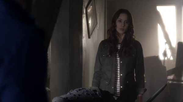 PLL_S04E01_720p_JACK_Up_DownloadSeriesHere_0885.jpg