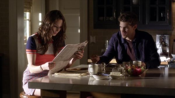 PLL_S04E01_720p_JACK_Up_DownloadSeriesHere_1216.jpg