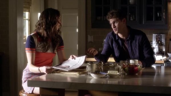 PLL_S04E01_720p_JACK_Up_DownloadSeriesHere_1219.jpg