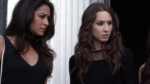PLL_S04E01_720p_JACK_Up_DownloadSeriesHere_2456.jpg