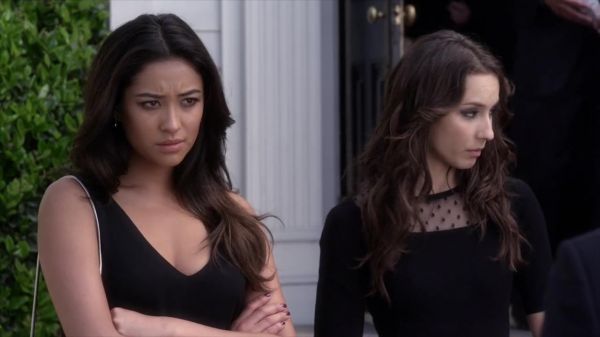 PLL_S04E01_720p_JACK_Up_DownloadSeriesHere_2480.jpg