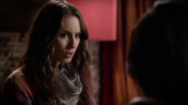 PLL_S04E02_720p_JACK_Up_DownloadSeriesHere_0079.jpg