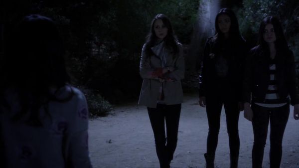 PLL_S04E02_720p_JACK_Up_DownloadSeriesHere_0241.jpg