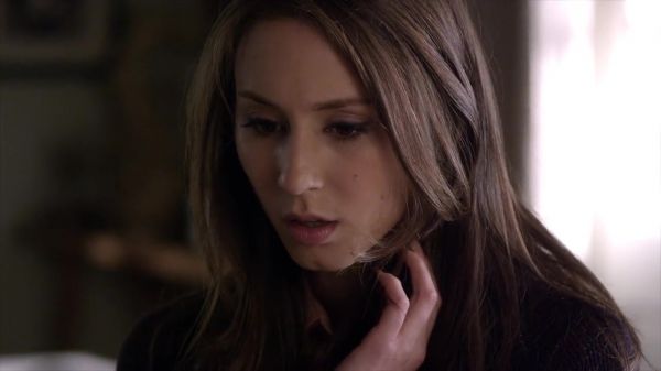 PLL_S04E02_720p_JACK_Up_DownloadSeriesHere_0491.jpg