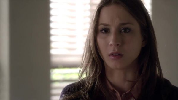 PLL_S04E02_720p_JACK_Up_DownloadSeriesHere_0781.jpg