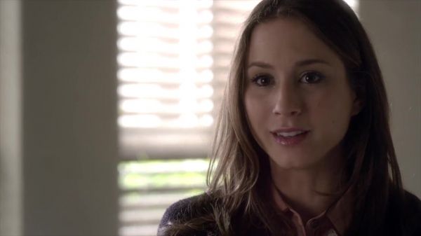 PLL_S04E02_720p_JACK_Up_DownloadSeriesHere_0784.jpg