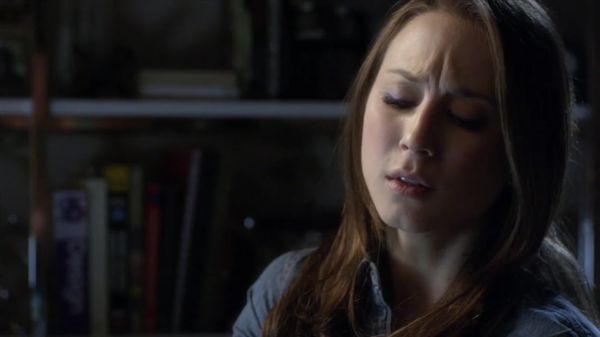 PLL_S04E02_720p_JACK_Up_DownloadSeriesHere_2270.jpg
