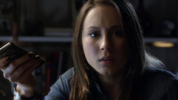 PLL_S04E02_720p_JACK_Up_DownloadSeriesHere_2285.jpg