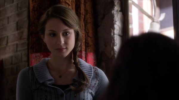 PLL_S04E03_720p_JACK_Up_DownloadSeriesHere_0104.jpg