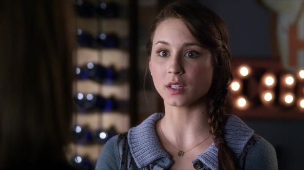 PLL_S04E03_720p_JACK_Up_DownloadSeriesHere_0280.jpg