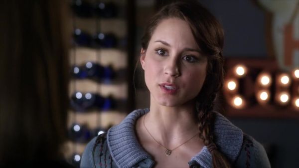 PLL_S04E03_720p_JACK_Up_DownloadSeriesHere_0281.jpg