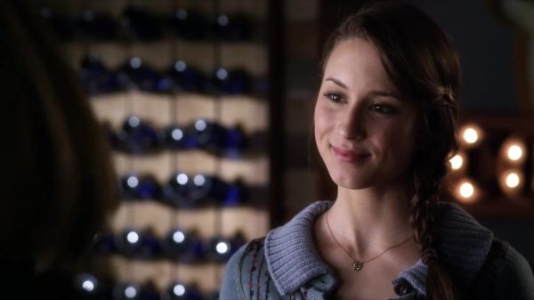 PLL_S04E03_720p_JACK_Up_DownloadSeriesHere_0299.jpg