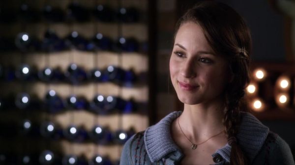 PLL_S04E03_720p_JACK_Up_DownloadSeriesHere_0300.jpg