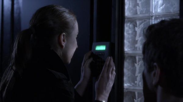 PLL_S04E03_720p_JACK_Up_DownloadSeriesHere_1412.jpg