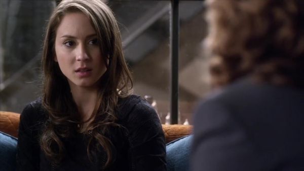 PLL_S04E04_720p_JACK_Up_DownloadSeriesHere_0335.jpg