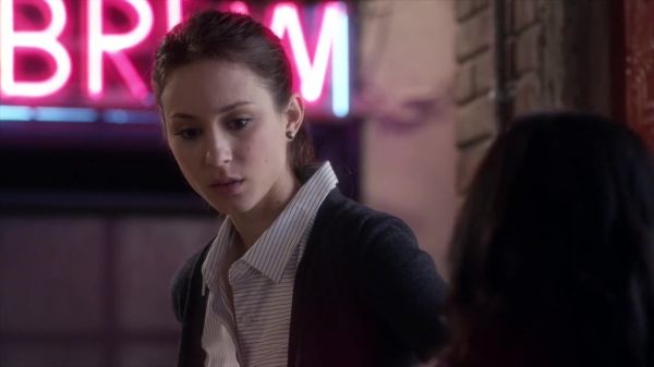 PLL_S04E04_720p_JACK_Up_DownloadSeriesHere_0946.jpg