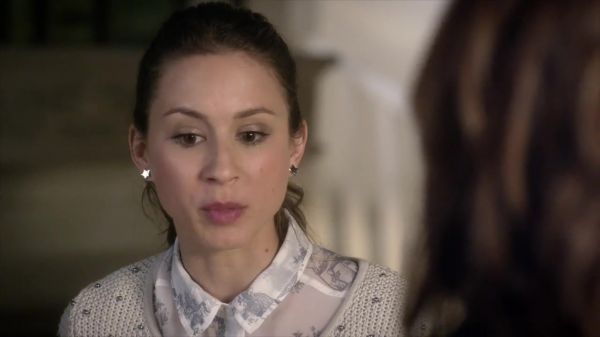 PLL_S04E05_720p_JACK_Up_DownloadSeriesHere_0232.jpg
