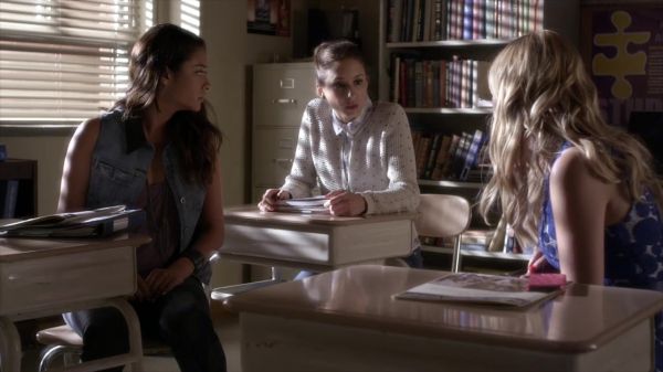 PLL_S04E05_720p_JACK_Up_DownloadSeriesHere_0366.jpg