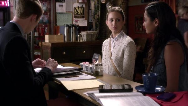 PLL_S04E05_720p_JACK_Up_DownloadSeriesHere_0882.jpg