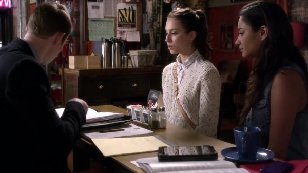PLL_S04E05_720p_JACK_Up_DownloadSeriesHere_0887.jpg