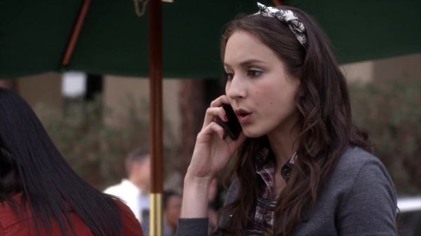PLL_S04E05_720p_JACK_Up_DownloadSeriesHere_1450.jpg