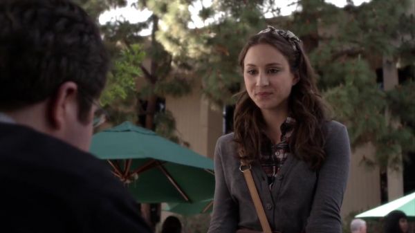 PLL_S04E05_720p_JACK_Up_DownloadSeriesHere_1497.jpg