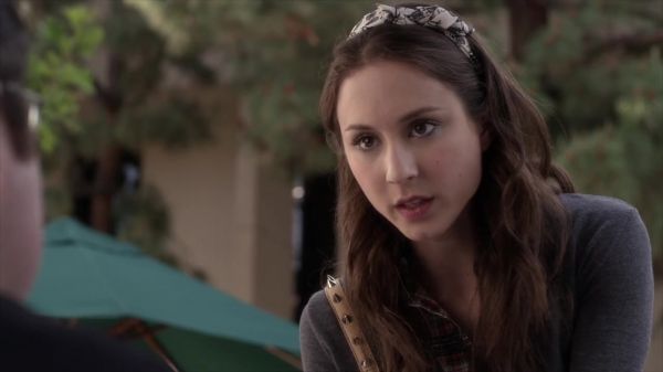PLL_S04E05_720p_JACK_Up_DownloadSeriesHere_1544.jpg
