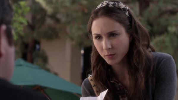 PLL_S04E05_720p_JACK_Up_DownloadSeriesHere_1546.jpg