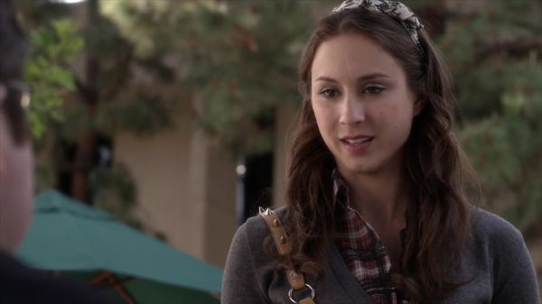 PLL_S04E05_720p_JACK_Up_DownloadSeriesHere_1555.jpg