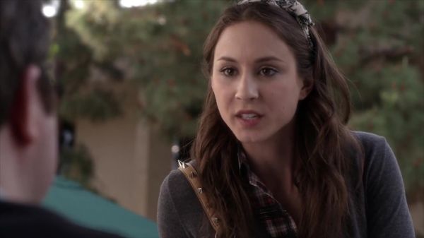 PLL_S04E05_720p_JACK_Up_DownloadSeriesHere_1582.jpg