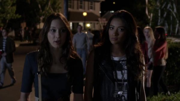 PLL_S04E05_720p_JACK_Up_DownloadSeriesHere_1694.jpg