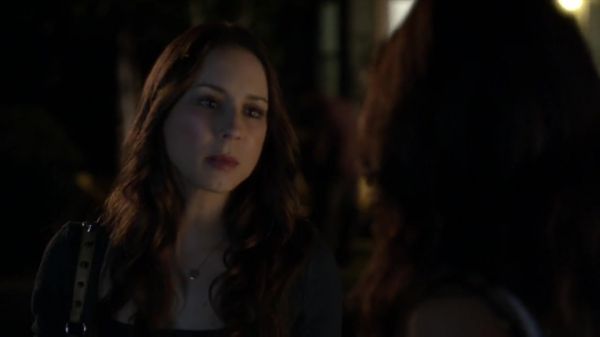 PLL_S04E05_720p_JACK_Up_DownloadSeriesHere_1701.jpg