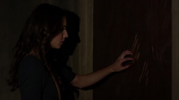 PLL_S04E05_720p_JACK_Up_DownloadSeriesHere_2273.jpg