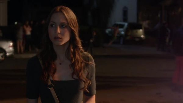 PLL_S04E05_720p_JACK_Up_DownloadSeriesHere_2439.jpg