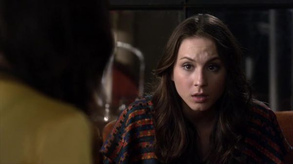 PLL_S04E06_720p_JACK_Up_DownloadSeriesHere_0491.jpg