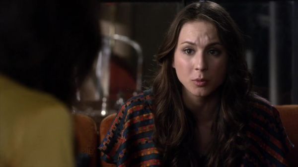 PLL_S04E06_720p_JACK_Up_DownloadSeriesHere_0497.jpg